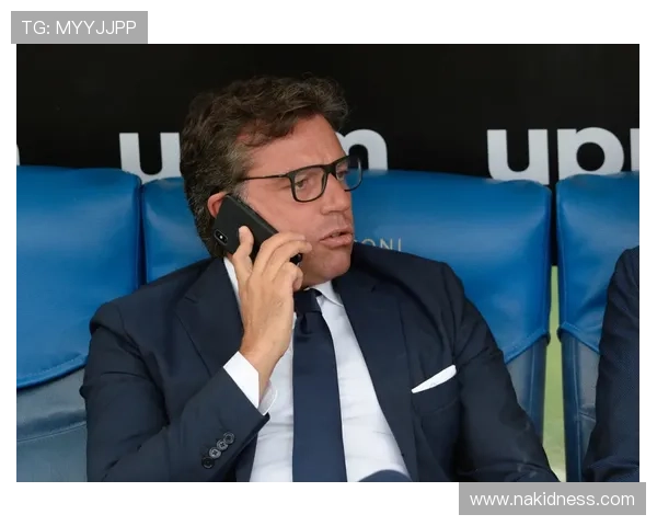 埃尔切今夏转会动态：保级关键期引援策略与阵容调整