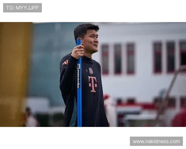 金玟哉重返首发位置