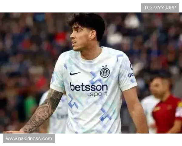 巴斯托尼:左脚中卫出球能力成为最大技术标签 巴斯托尼:左脚中卫出球能力成为最大技术标签