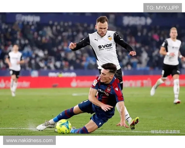 瓦伦西亚俱乐部运营危机持续发酵，对球队稳定性与赛季表现形成制约