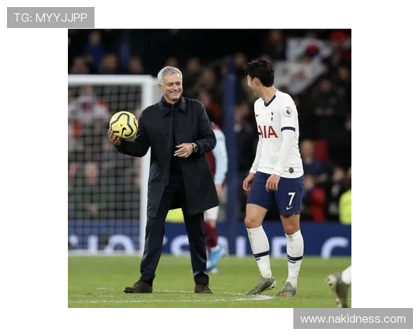 孙兴慜“体系球员”论:全能与依赖的战术角色解析 孙兴慜“体系球员”论:全能与依赖的战术角色解析